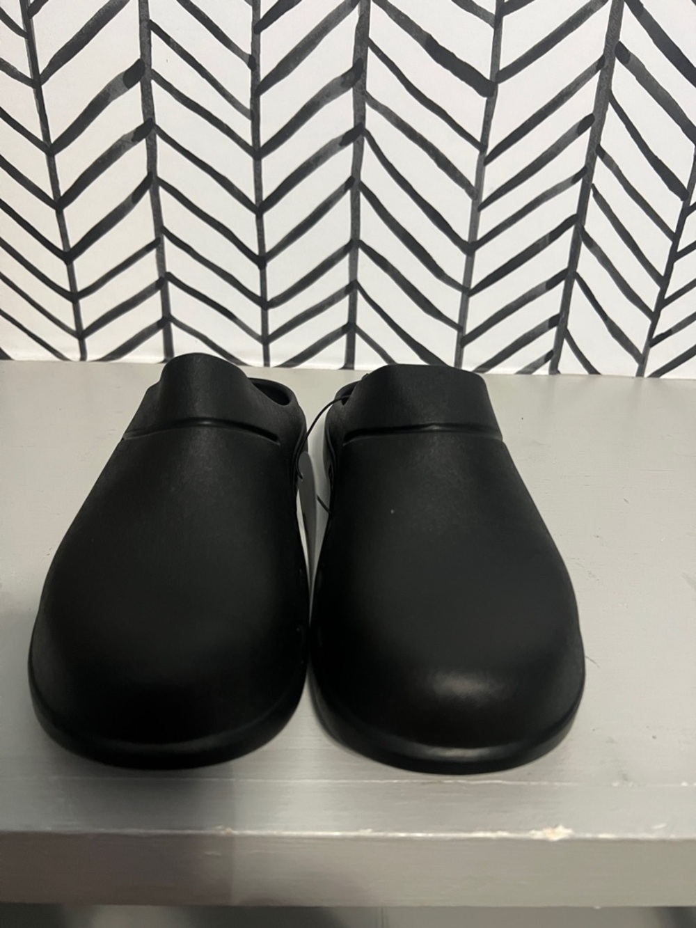 OOFOS Black Women's Clog Mules
